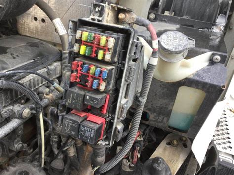 Discussion in 'kenworth forum' started by 47knuckle, jan 9, 2020. Kenworth Fuse Box Location