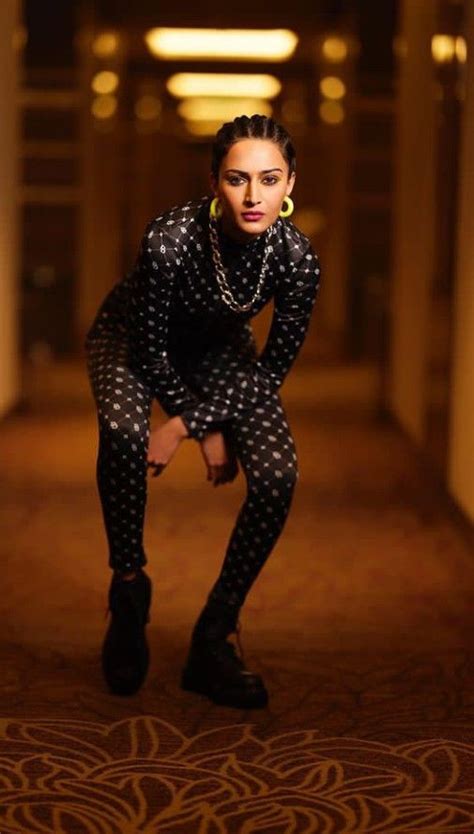 Pin By Vidushi Rathore On Erica Bollywood Stars Erica Fernandes Fashion