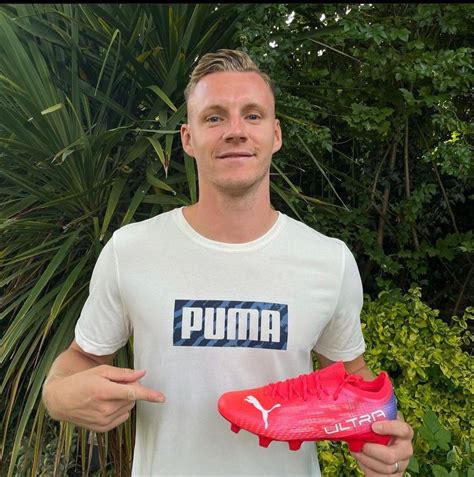 Fulham Goalkeeper Bernd Leno Unlikely To Be Sanctioned After Pushing