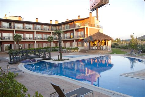 Maybe you would like to learn more about one of these? Hotel Isla de la Garena