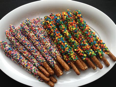 From christmas to after christmas, these are some of the best holiday sales we've been waiting for all year! Festive Pretzel Rods | Recipe | Bake sale treats, Bake ...