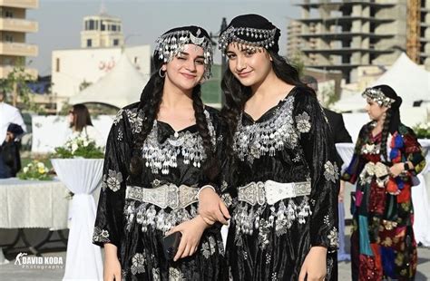 Assyrian Women In Traditional Outfits Women Traditional Dresses