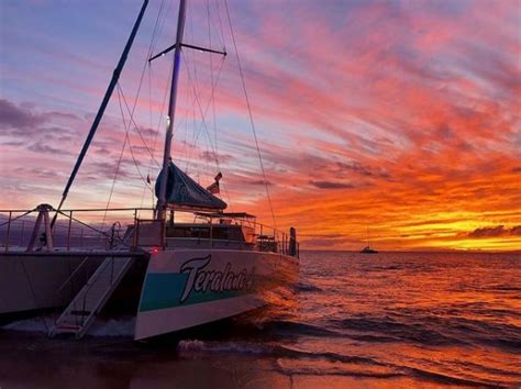 Maui Sunset Teralani Kaanapali Sunset Sail With Free Drinks Maui