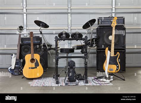 Garage Guitar Hi Res Stock Photography And Images Alamy