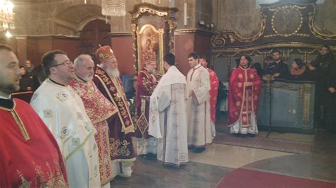 Заупокојена архијерејска литургија у Сремској Каменици | Епархија сремска - српска православна црква