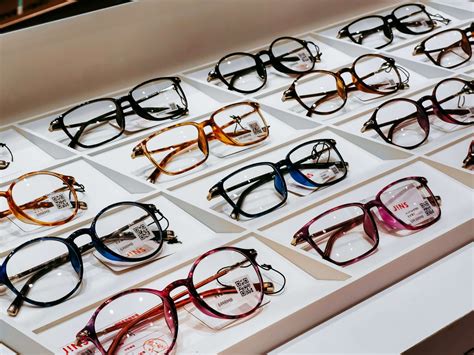 eyeglasses trends 2023 eyeglasses styles easysight