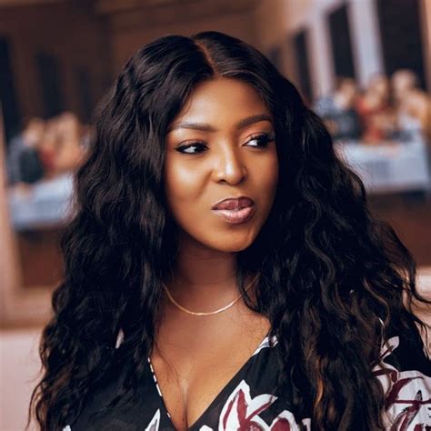 in ghana actress yvonne okoro shares new photos of her gorgeous figure causing massive online