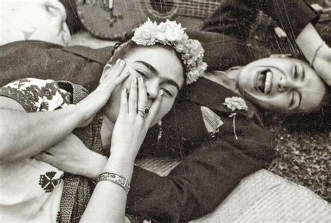 15 Fabulous Frida Kahlo Moments In Rarely Seen Photographs Artofit