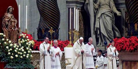 Video El Papa Francisco Celebra La Misa De Nochebuena El Litoral