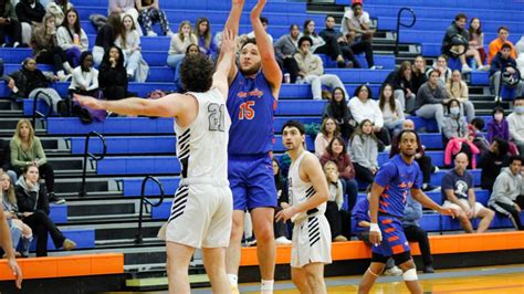 Hawks Suffer First Loss Of Season To Bard College Hudson Valley Press