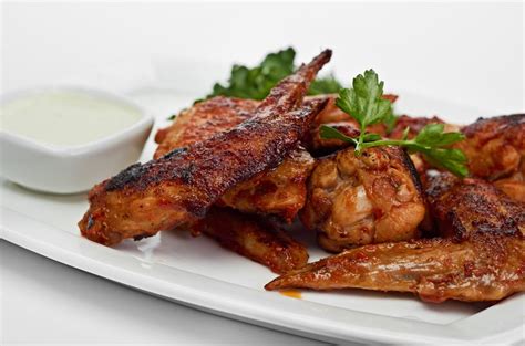 In a clean bowl, add in a tablespoon of maggi® oyster sauce and marinate the chicken in it for 1 hour. Black Pepper and Garlic Chicken Wings | Stuffed peppers ...