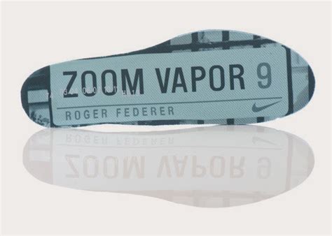 Search for text in self post contents. 網球場的路上。KC Loves Tennis: 費德勒的新球鞋 - Savile Row - Zoom Vapor 9 Tour