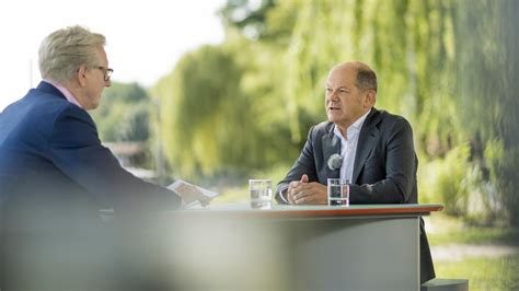 ZDF-Sommerinterview: Olaf Scholz verteidigt Wirtschaftsstandort