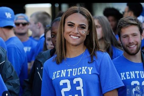 Sydney mclaughlin is no stranger to the spotlight. VIDEO: 19-year-old Sydney McLaughlin released a running ...