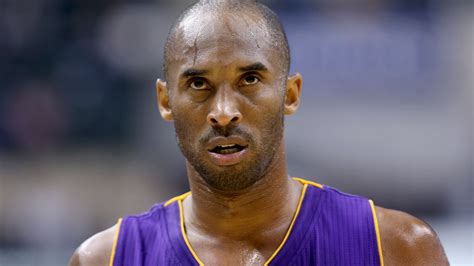 On saturday, vanessa bryant honored her husband kobe bryant at the class of 2020 naismith memorial basketball hall of fame enshrinement ceremony, remembering the late nba legend in an induction speech that she says would have surprised even him. Inhuldiging Kobe Bryant in Hall of Fame uitgesteld naar ...