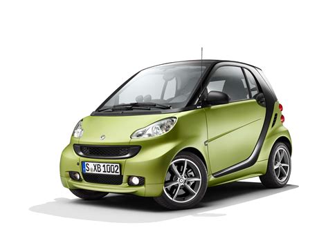 Autonomous car, an automobile capable of driving itself. Smart fortwo Pulse
