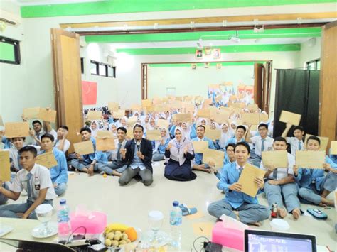 Training Motivasi Ujian Nasional Smk Negeri 31 Jakarta Bersama Namin Ab