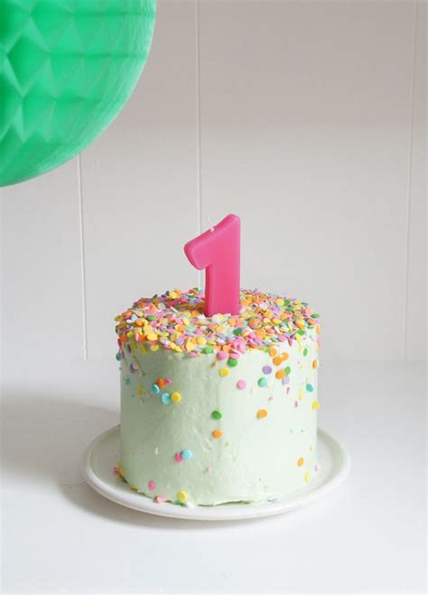 Make your toddler's bd party special! Banana Baby Birthday Smash Cake | Recipe | Smash cake ...
