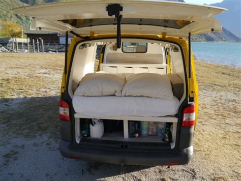 Der multivan 6.1 führt die stärke seiner vorgänger fort und setzt neue maßstäbe in seiner klasse. T5 Multivan Bett Selber Bauen