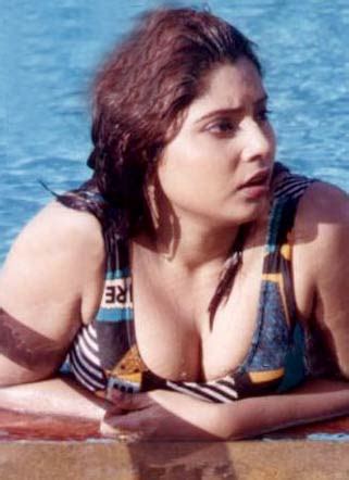Sexy South Indian Actresses Reshma