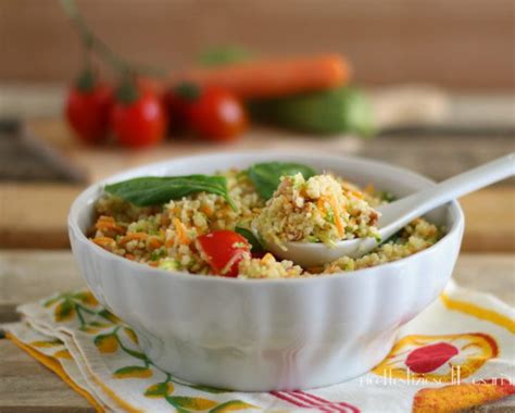 Cous cous tonno e verdure crude | Ricetta piatto freddo