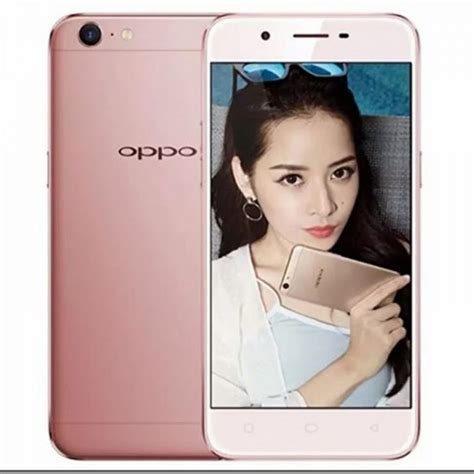 All you have to do to snap a selfie is open your hand in front of the screen, leaving you free to get a stable gold. Oppo A57 Vs Oppo A39, Mana Yang Terbaik? | LemOOt