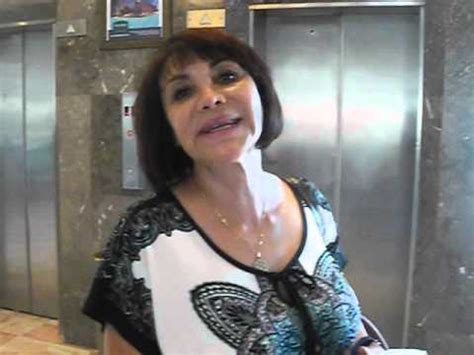 Samantha vazquez, claudia elias, maribel zavala, gina aguilar, ofelia fernandez and rosa maria arcos, flight attendants with mexicana airlines, pose. Maribel Fernandez "La Pelangocha" Me Manda Saludos - YouTube