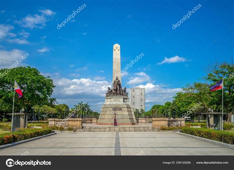 Rizal Park Luneta Rizal Monument Manila Stock Photo By ©richie0703