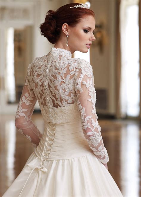 Victorian Era Long Sleeve Lace Bridal Gown Tea Length Wedding Dress