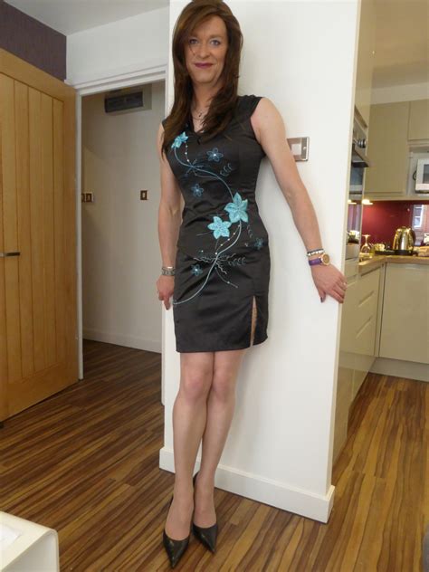Male Crossdressers, hgillmore: Well Dressed Crossdressers and...