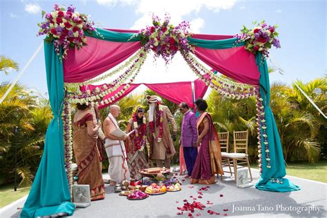 For Their Indian Wedding Ceremony This Bride And Groom