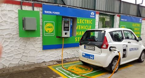 Mumbai gets its first electric vehicle charging station | Autocar India