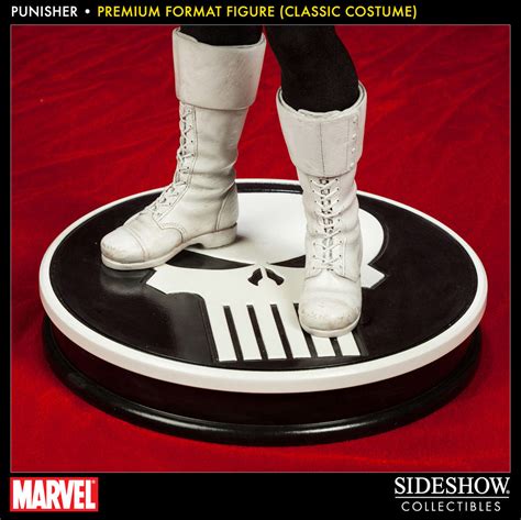 Buy Toys And Models Marvel Premium Format Figure 14 Punisher Classic