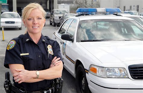Chattanooga Women Officers Ascending Ranks Chattanooga Times Free Press