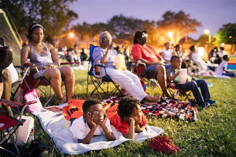 Mayor bowser's indoor dining pause begins tonight and goes through jan 15. Outdoor Movies in Chicago Parks This Summer 2020