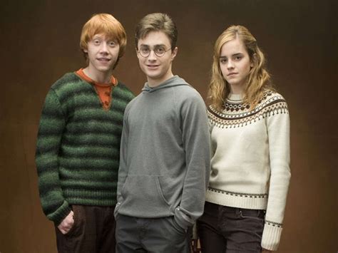 A place for фаны of harry, ron and hermione to watch, share, and discuss their избранное videos. Harry,Ron and Hermione - Harry Potter Photo (17981371 ...