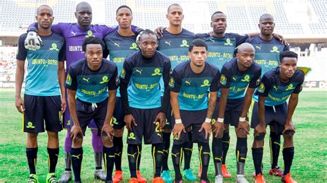 Bloemfontein celtic is going head to head with mamelodi sundowns starting on 2 jun 2021 at 15:00 utc. Mamelodi Sundowns starting XI - Goal.com