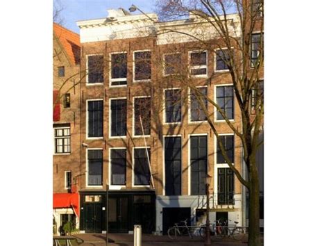 Classe 1929, anna frank nasce a francoforte, dove vive con i suoi genitori e sua sorella margot. La casa di Anna Frank (Olanda) - Niente foto: le ...
