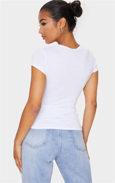 Basic White Crew Neck Fitted T Shirt Tops Prettylittlething