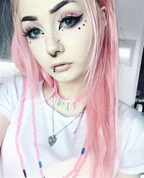 Pinterest Royaltraship ⚡ Punk Makeup Pastel Goth Makeup Emo Makeup