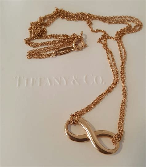 Tiffany And Co 18ct Rose Gold Tiffany Infinity Pendantnecklace 16 Chai