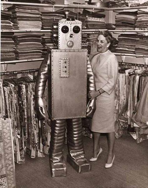 31 1950s Sci Fi Robots Ideas Retro Futurism Sci Fi Vintage Robots