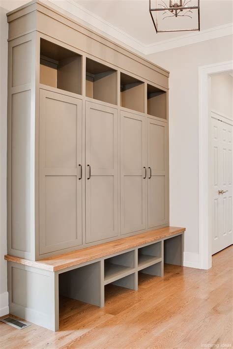 Gorgeous Mudroom Entryway Design Ideas 86 Built In Lockers Mud Room Storage