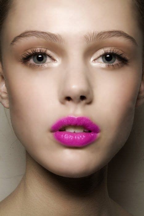 19 Makeup Secrets To Make Your Lips Look Sexier Fuchsia Lipstick