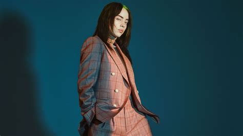 She first gained attention in 2015 when she uploaded the song ocean eyes to soundcloud, which was subsequently released by the interscope records subsidiary. Download 2880x1800 wallpaper celebrity, billie eilish ...