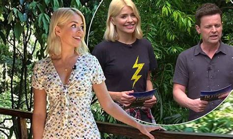 Im A Celebrity Bosses Want Holly Willoughby To Return To Host The Show Next Year Daily Mail