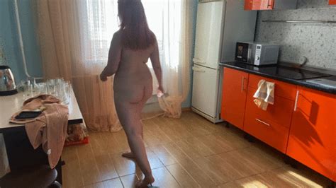 Marta Chuchena Dishes Crush Being Naked