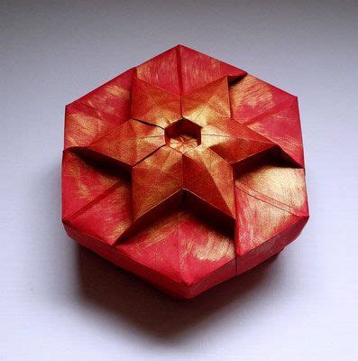 Origami, das basteln mit papier ist nicht nur eine kreative und interessante arbeit, es zeugt auch von einzigartigkeit und einfallsreichtum. Origami Anleitung Schachtel Pdf - Wie das geht, sehen sie ...