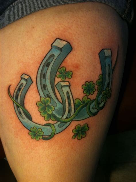 Horseshoe And Four Leaf Clover Tattoos Horseshoes And Clovers Tattoo