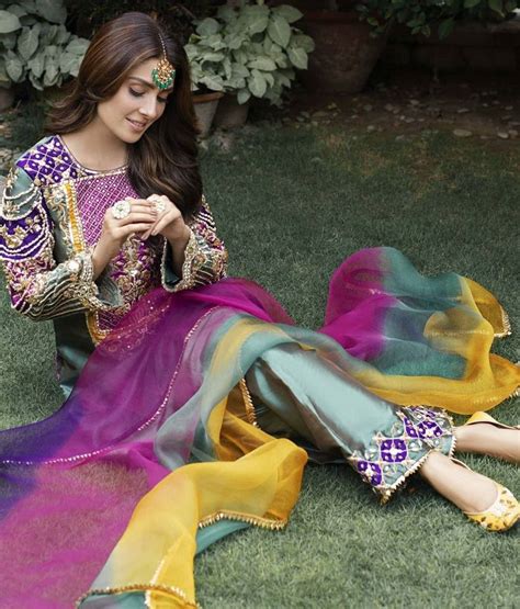 pin by sana khan on desi girl womens trendy dresses fancy dresses long beautiful pakistani